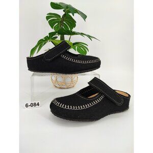 Haflinger Women's Mary Jane Black Wool Felt Clogs Size 6 US